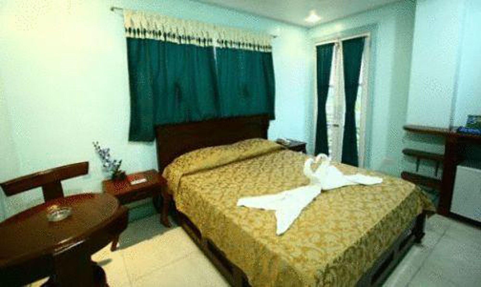 Bora Sky Hotel Balabag  Extérieur photo