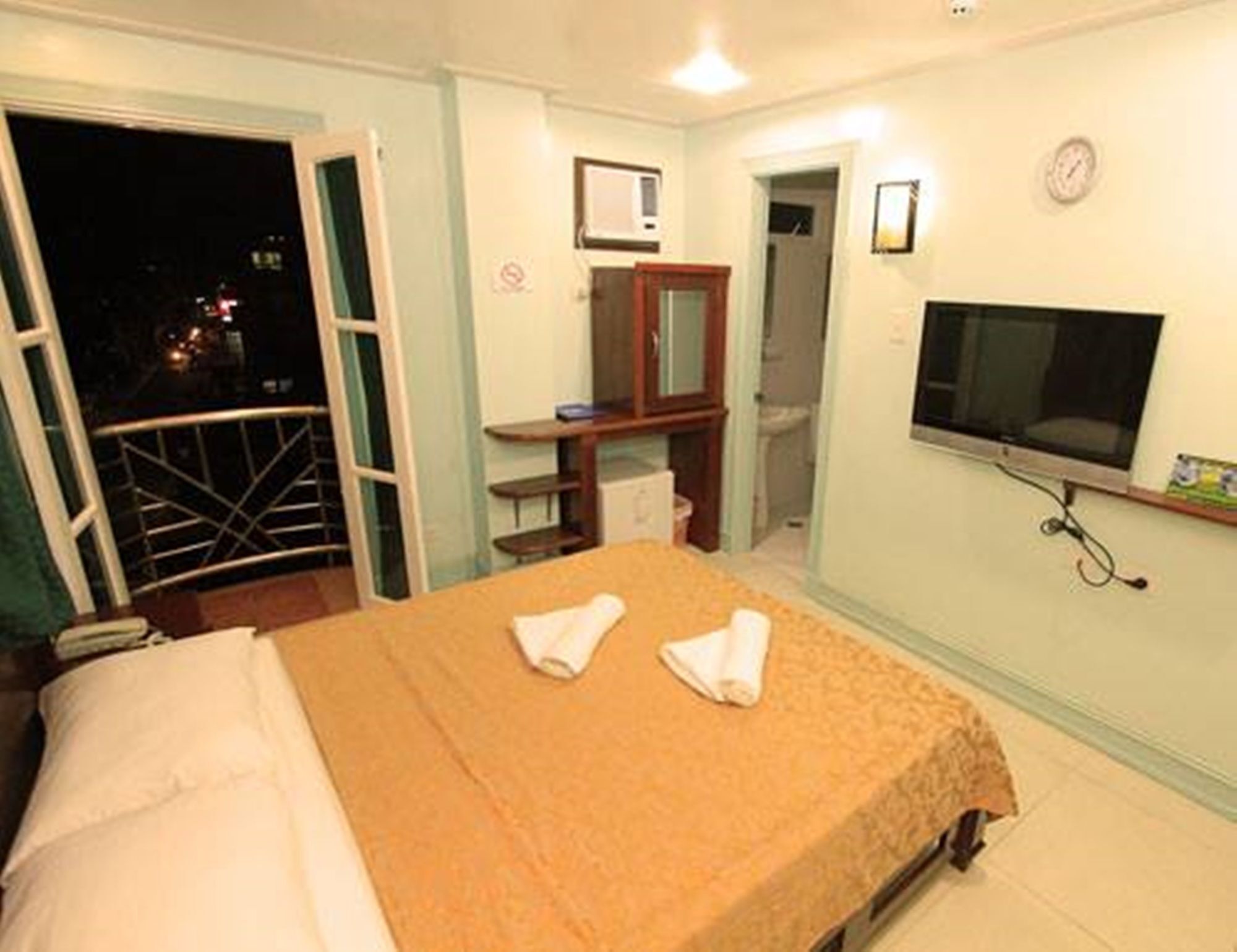 Bora Sky Hotel Balabag  Extérieur photo