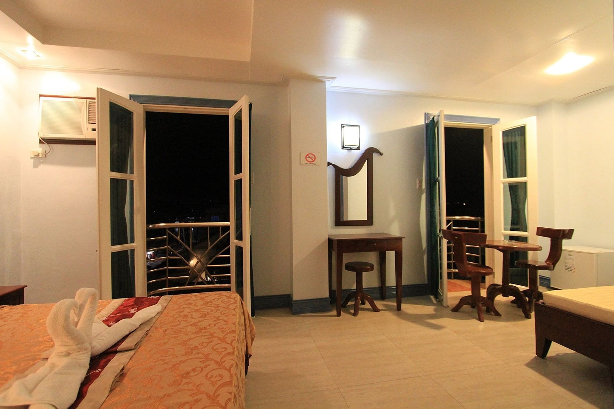 Bora Sky Hotel Balabag  Extérieur photo
